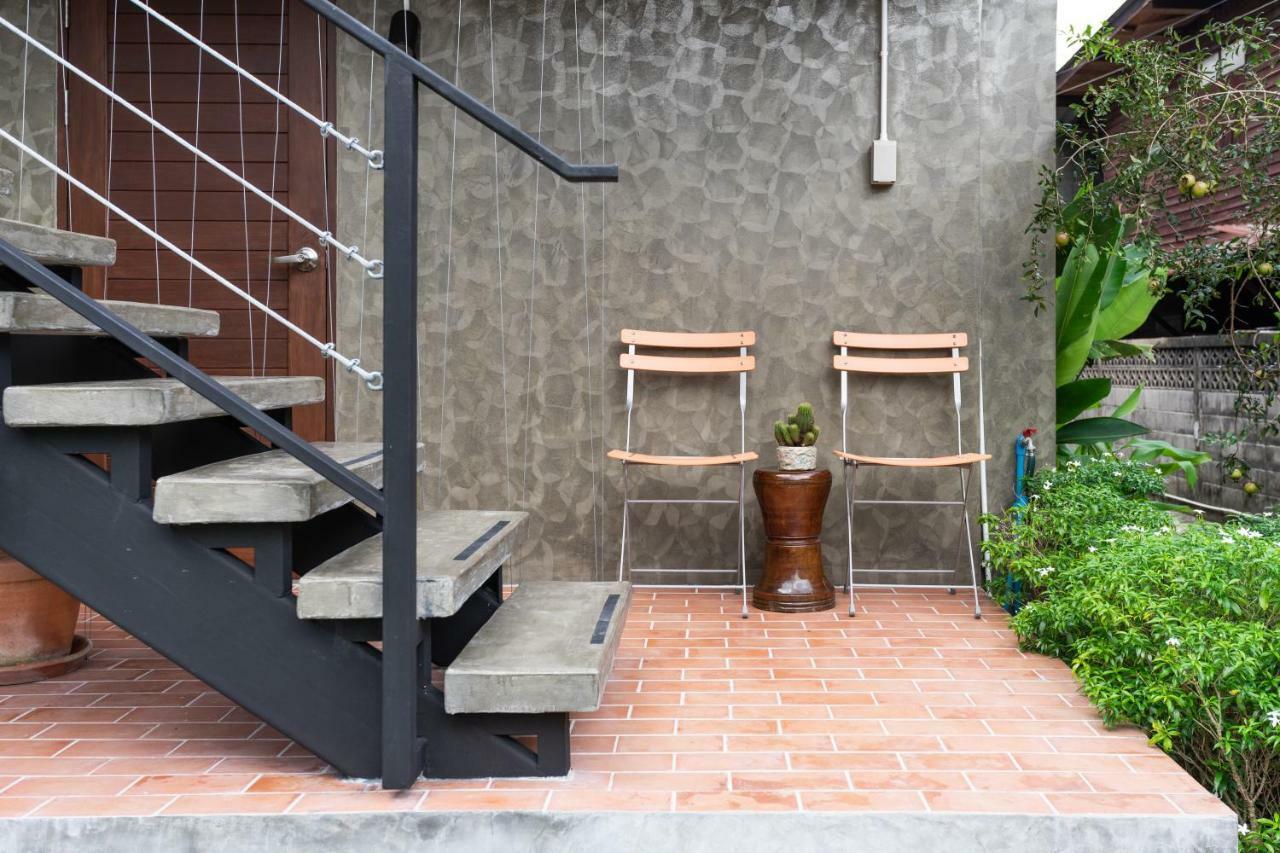 Baan Boon Bed and Breakfast Bangkok Buitenkant foto
